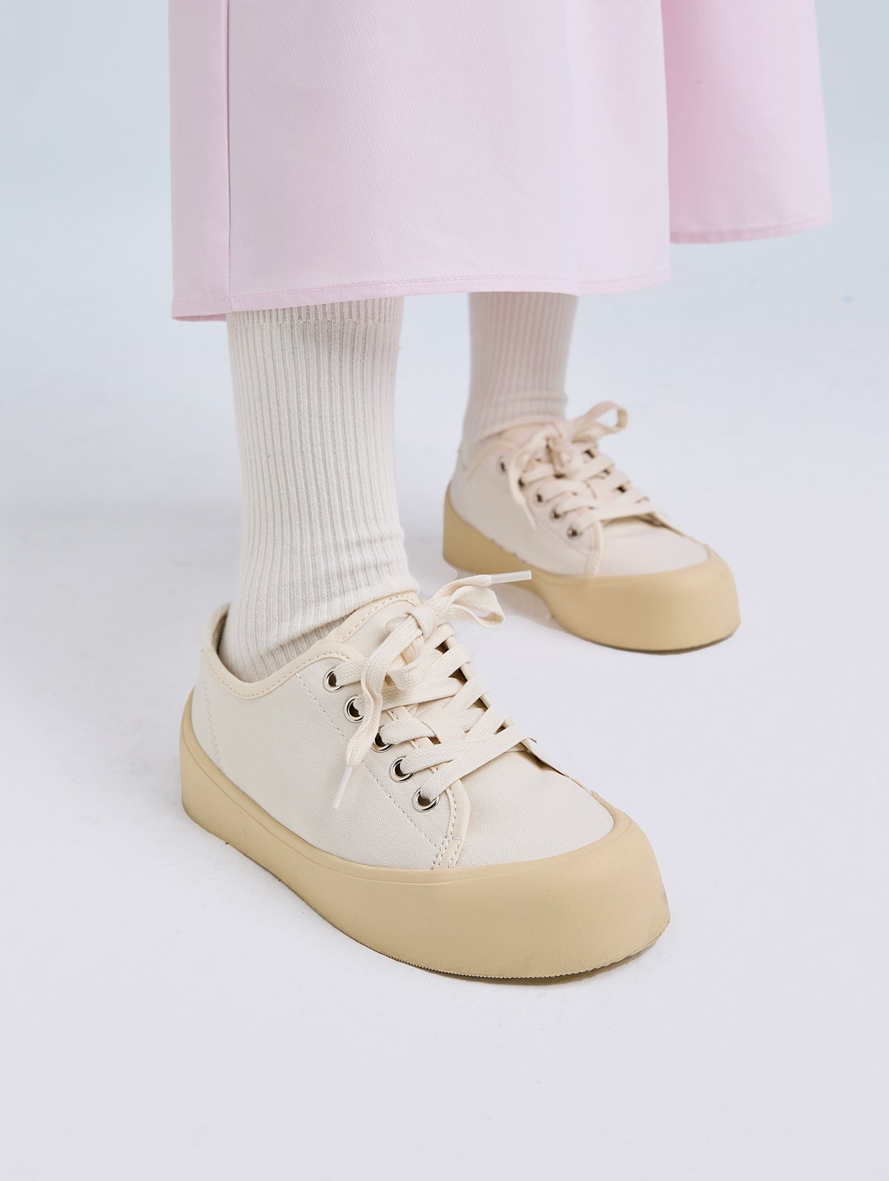 NOC-SMILE Canvas Shoes